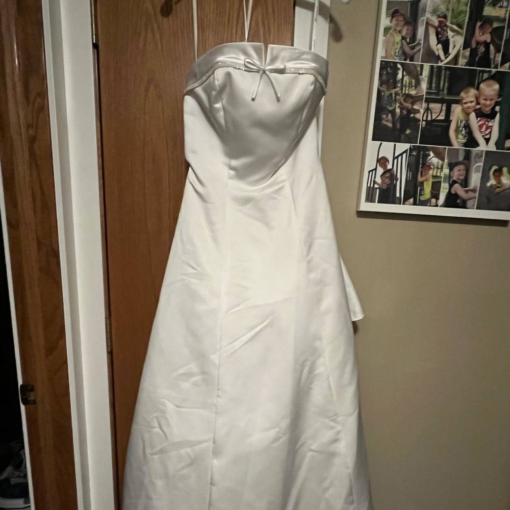 NWT Wedding dress from David’s Bridal